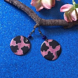 Dangling hand curved handmade soap stone earrings